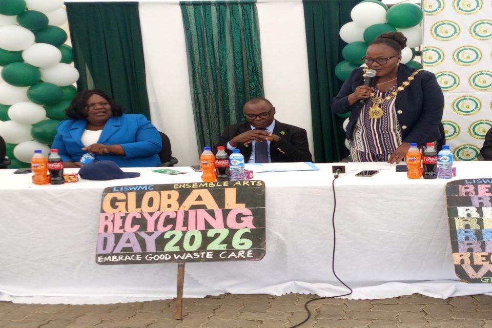 𝐋𝐔𝐒𝐀𝐊𝐀 𝐌𝐀𝐑𝐊𝐒 𝐆𝐋𝐎𝐁𝐀𝐋 𝐑𝐄𝐂𝐘𝐂𝐋𝐈𝐍𝐆 𝐃𝐀𝐘 𝐖𝐈𝐓𝐇 𝐂𝐀𝐋𝐋 𝐅𝐎𝐑 𝐂𝐎𝐋𝐋𝐄𝐂𝐓𝐈𝐕𝐄 𝐀𝐂𝐓𝐈𝐎𝐍